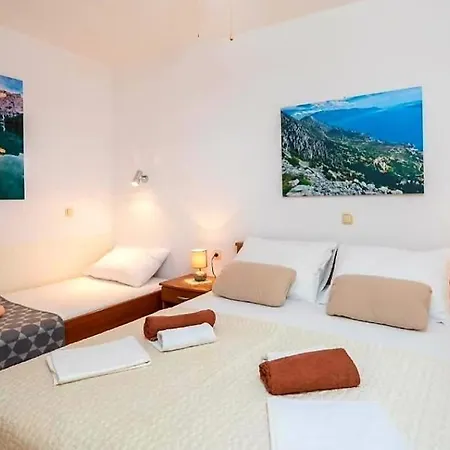 Πανσιόν Complex In 3*