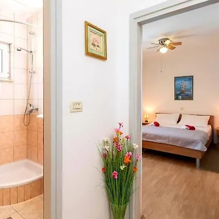 Complex In Guest house *